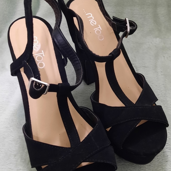 Bix Heel Sandals - Picture 4 of 4